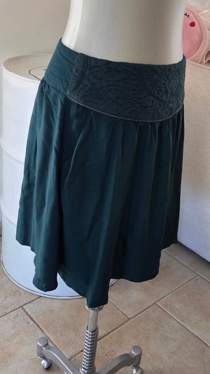 Jupe Promod vert sapin brodée taille haute fluide élégante T40 chic tendance - photo numéro 7