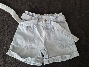 Short jeans