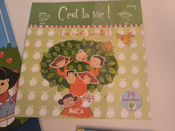 Lot de coloriages et jeux - photo numéro 2