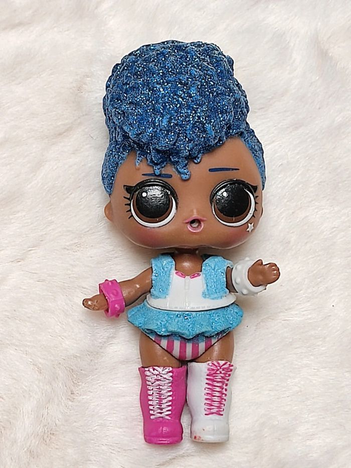 🌺Lot Poupée LOL Surprise Independent Queen Sparkle Series Glitter🌺 - photo numéro 4
