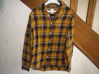 CHEMISE A CARREAUX