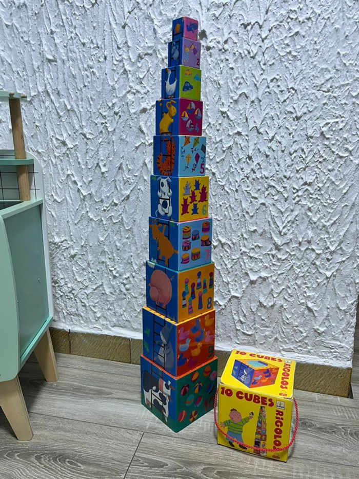 Jeu cubes à empiler