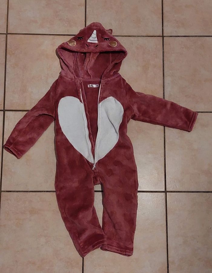 Combinaison / sur-pyjama 24 mois