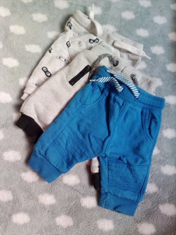 Lot de vêtements 1 mois