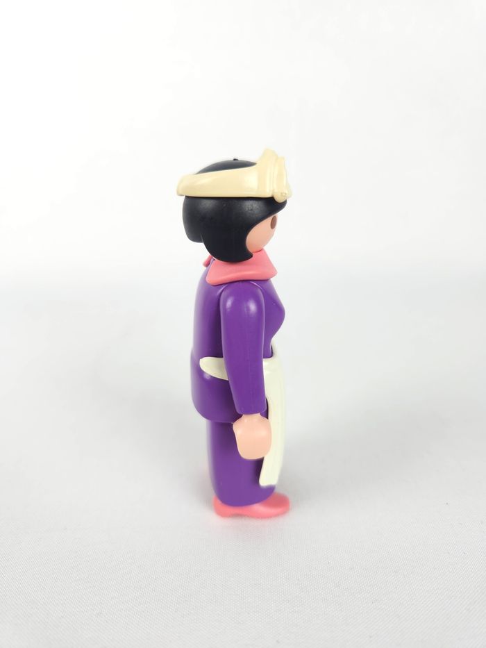 Figurine Playmobil Servante / Domestique - Set Maison Victorienne 5324 - photo numéro 2