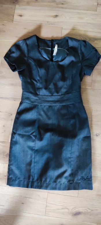 Robe cintrée doublé grise