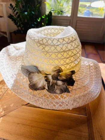 Chapeau d’été beige