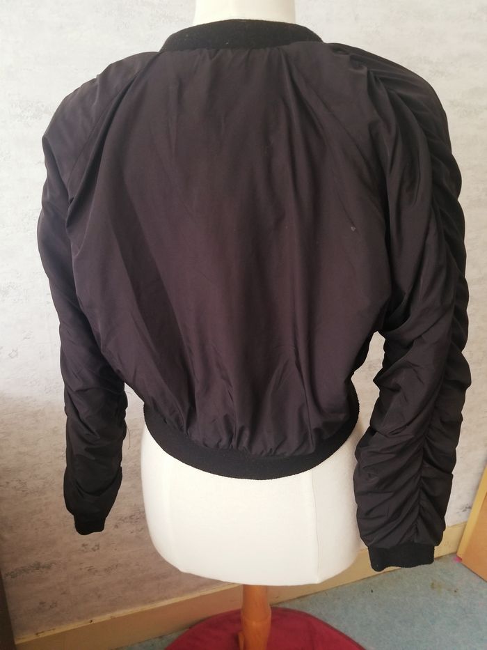 Veste courte noire M - photo numéro 3