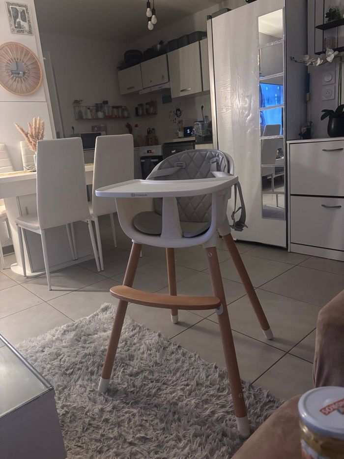 Chaise haute bébé - photo numéro 3