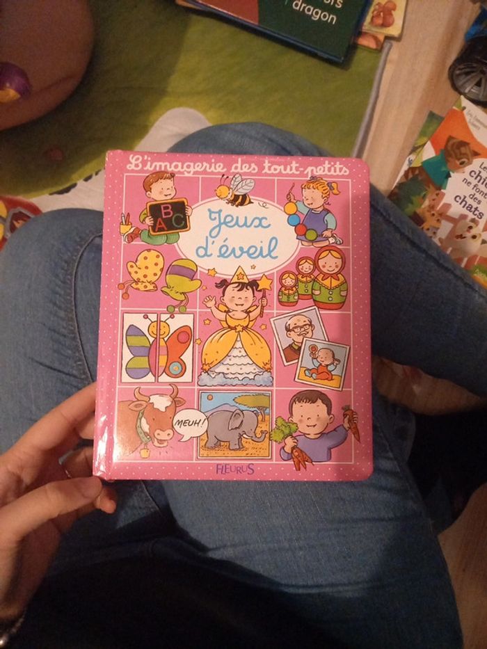 Livre jeux d'éveil