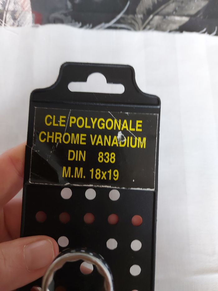 Clé polygonale - photo numéro 2