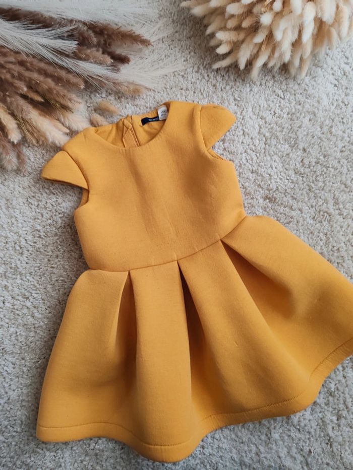 Robe. - photo numéro 2