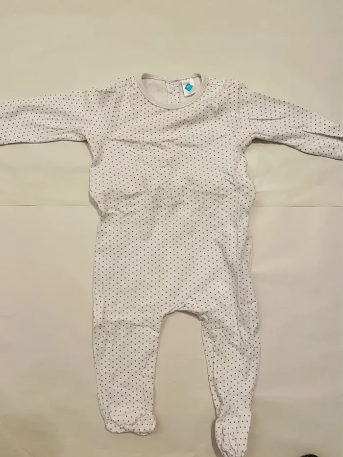 Lot 4 pyjamas fille 12 mois - photo numéro 2