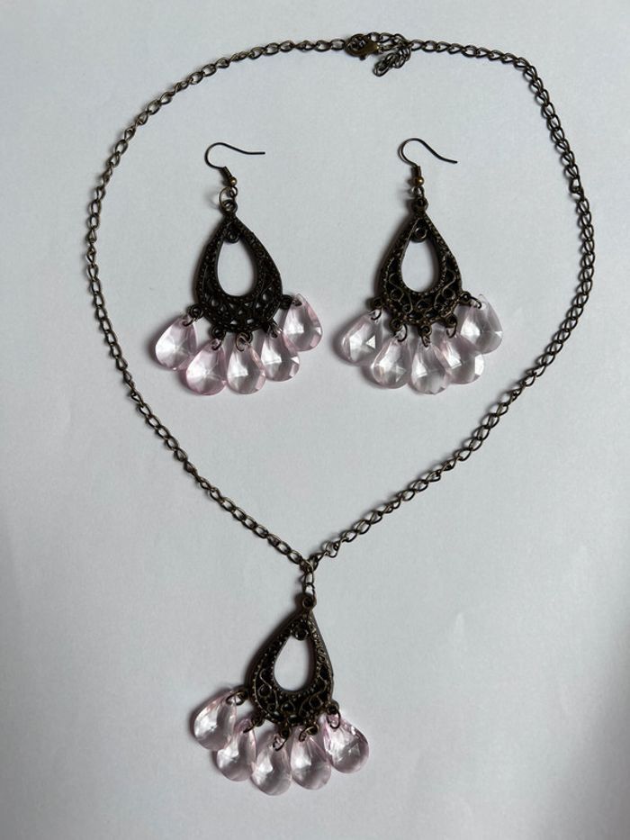 Neufs ensemble collier/ Boucles d’oreilles style quartz rose - photo numéro 3
