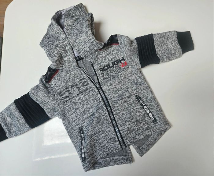 Gilet taille 6 mois