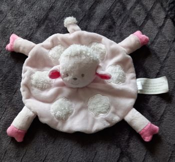 Doudou mouton rond plat rose et blanc - Kimbaloo