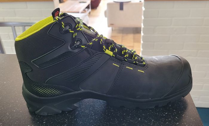 Chaussures de sécurité Heckel T 44 NEUVES - photo numéro 4