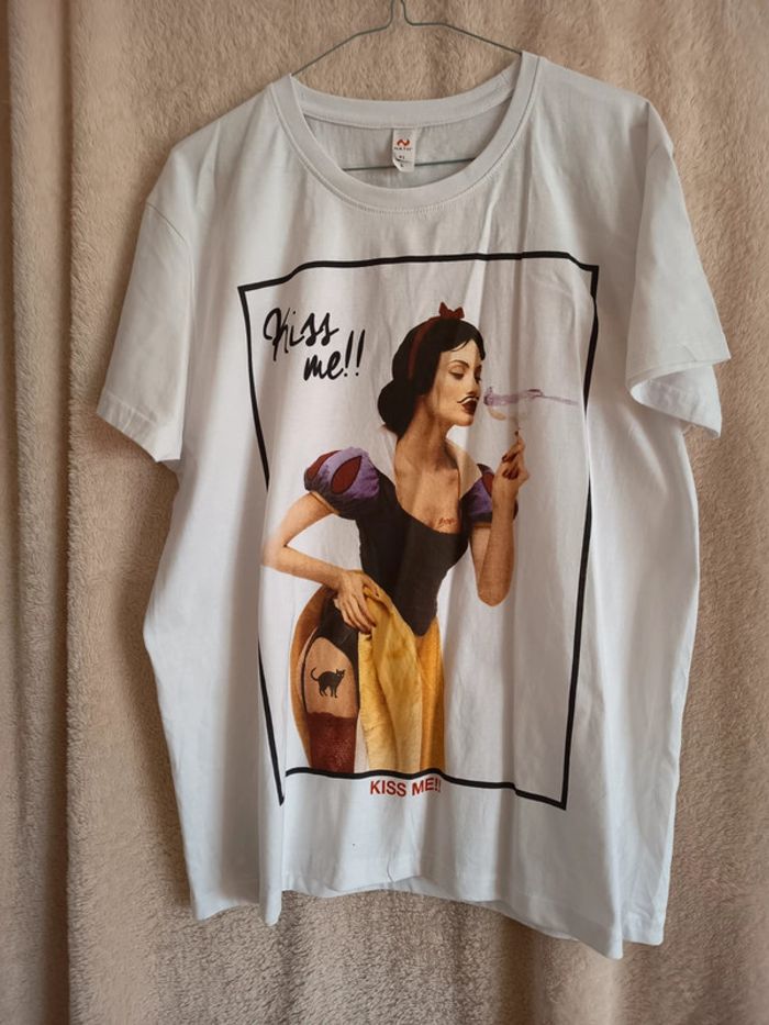 Tee-shirt dessin humoristique (A349)