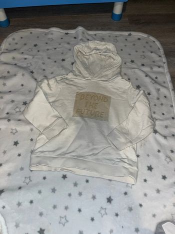 Sweat à capuche Kiabi