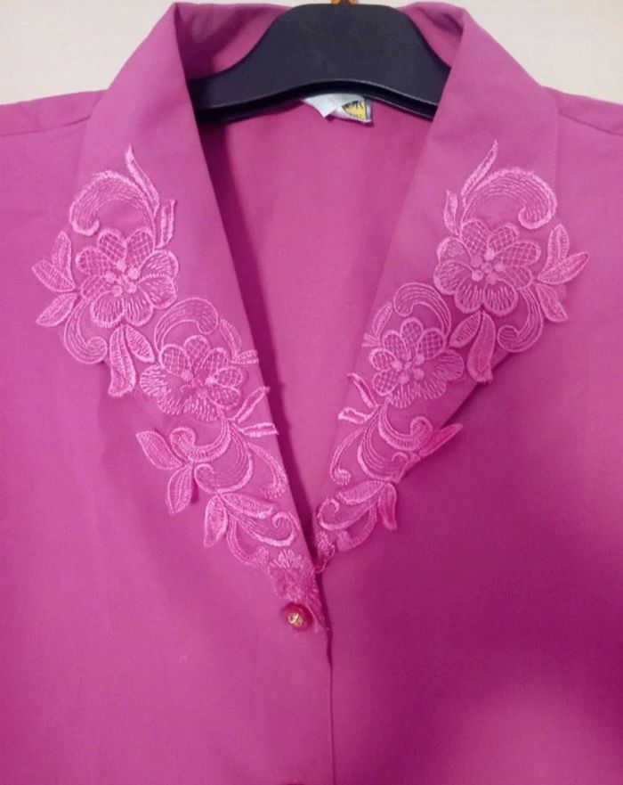 Joli chemisier/broderie taille 58 - photo numéro 2