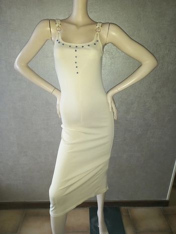 robe longue fendue derrière couleur crème taille 36/38