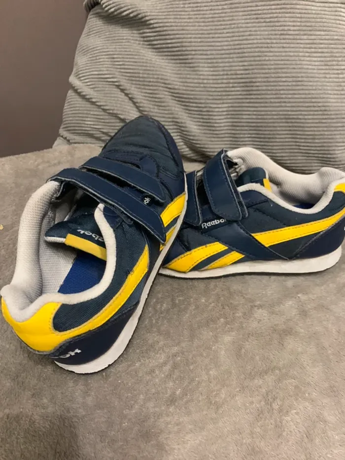 Basket bleu taille 32 - photo numéro 2