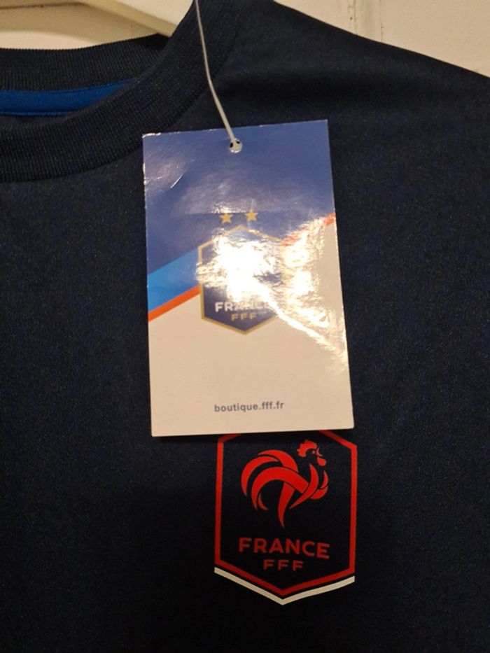 Tee-shirt  marine  taille L - photo numéro 6