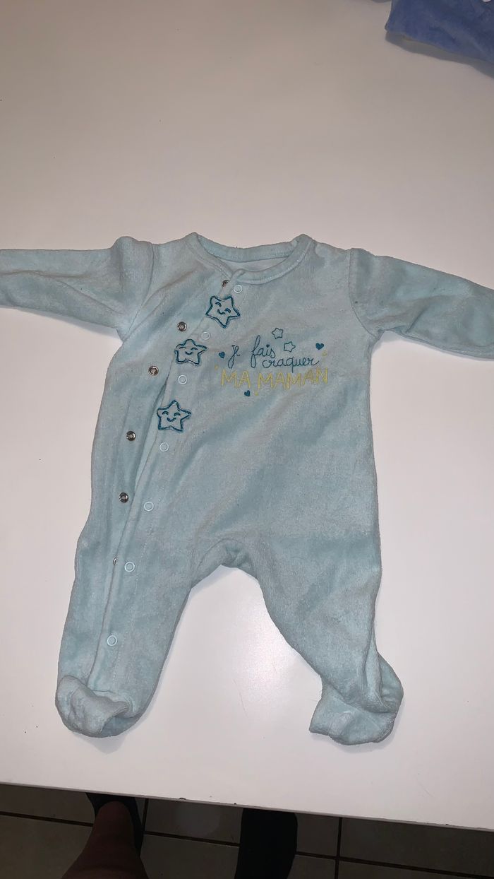 Pyjamas et haut de pyjamas - photo numéro 2