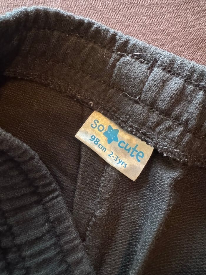Lot 2 pantalons 3 ans noir et gris - photo numéro 4