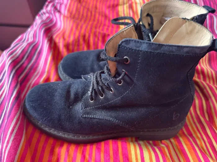 Bottines en daim 33
