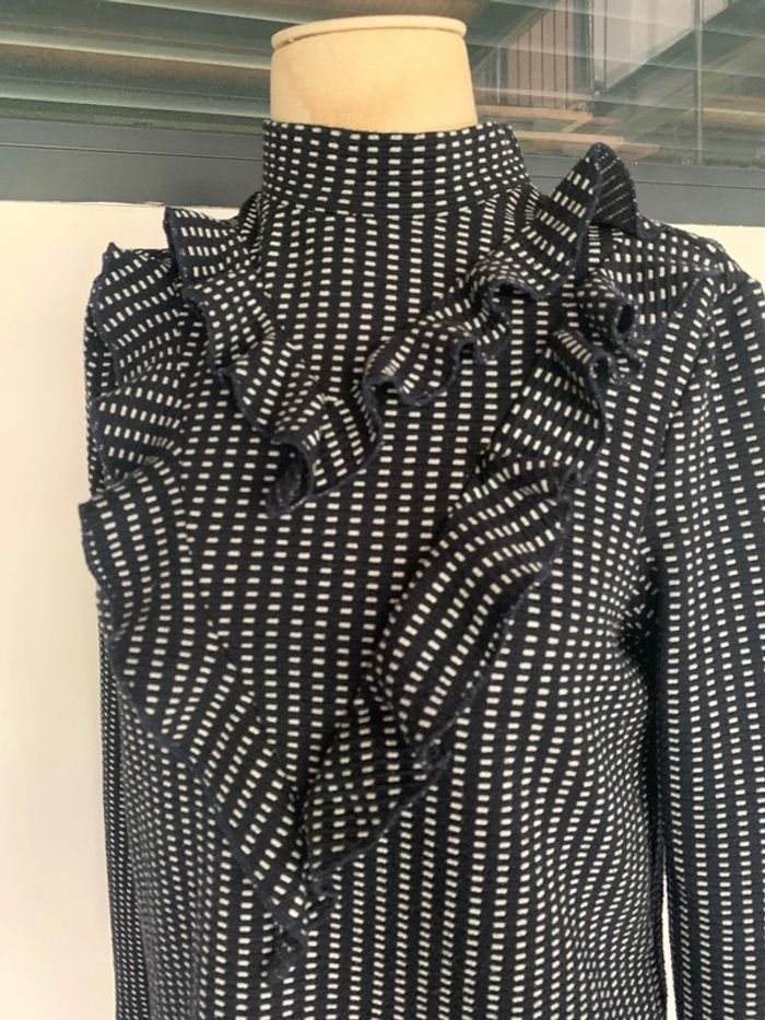 Petit pull sympa - photo numéro 2
