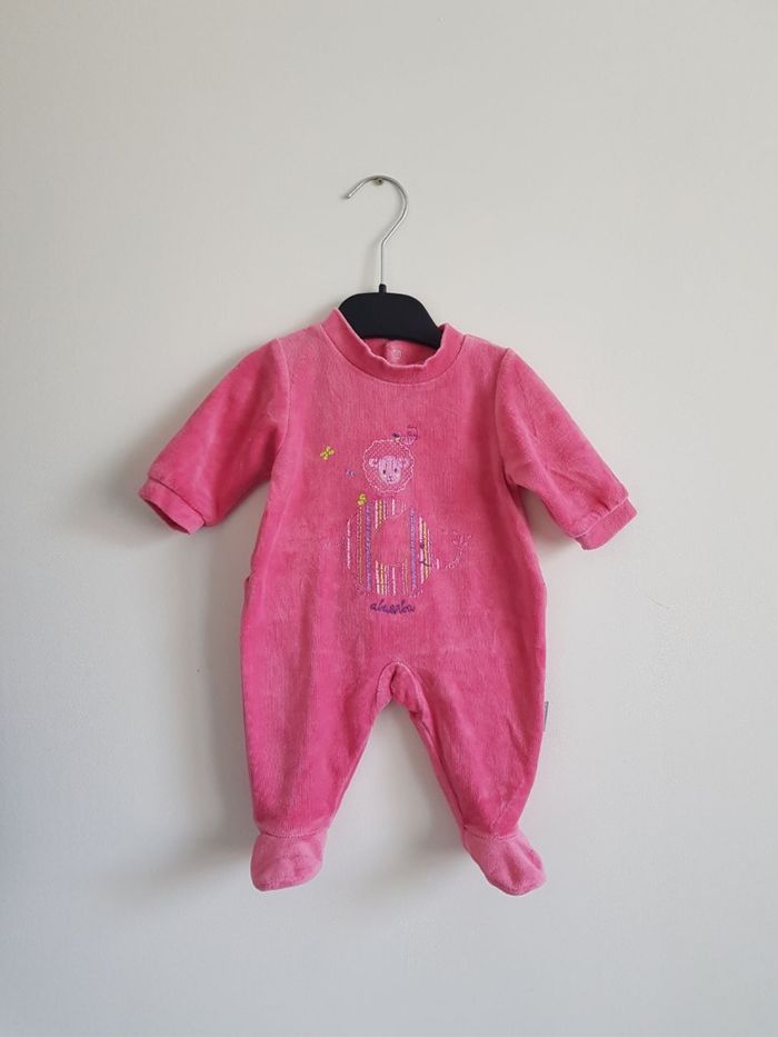 Pyjama en velours taille 1 mois