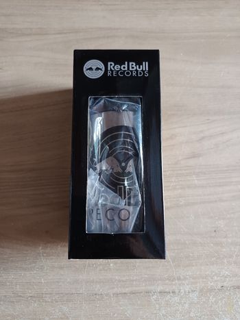 Thermos 33 cl métal RedBull gris