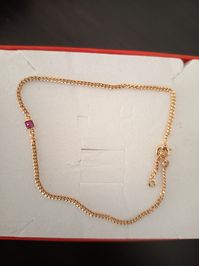 Bracelet plaqué or.