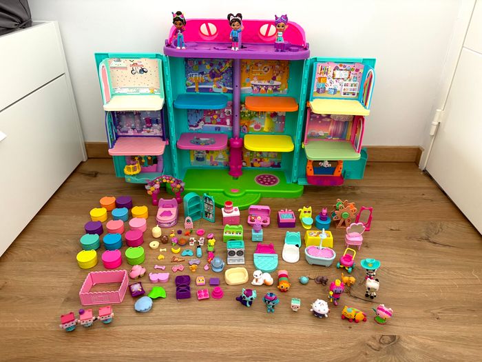 Gabby la maison magique plus accessoires valeur 250 euro - photo numéro 2