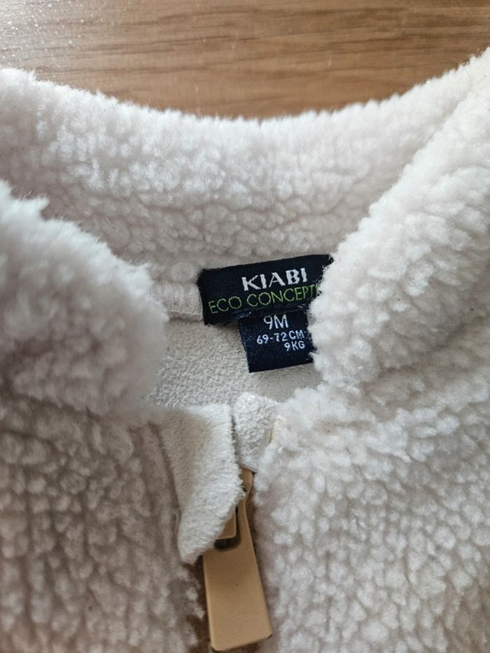 Veste sans manches 9 mois - photo numéro 2