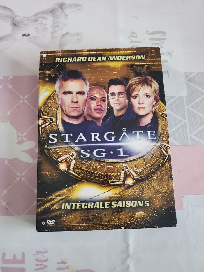 Coffret dvd stargate SG.1 saison 5