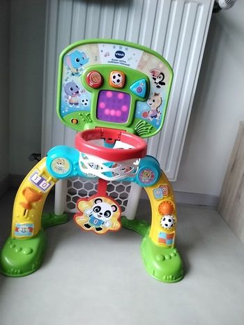 Centre multisport de la marque VTECH,