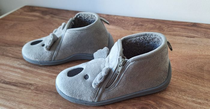Chaussons bateau gris koala Kiabi pointure 27 - photo numéro 2