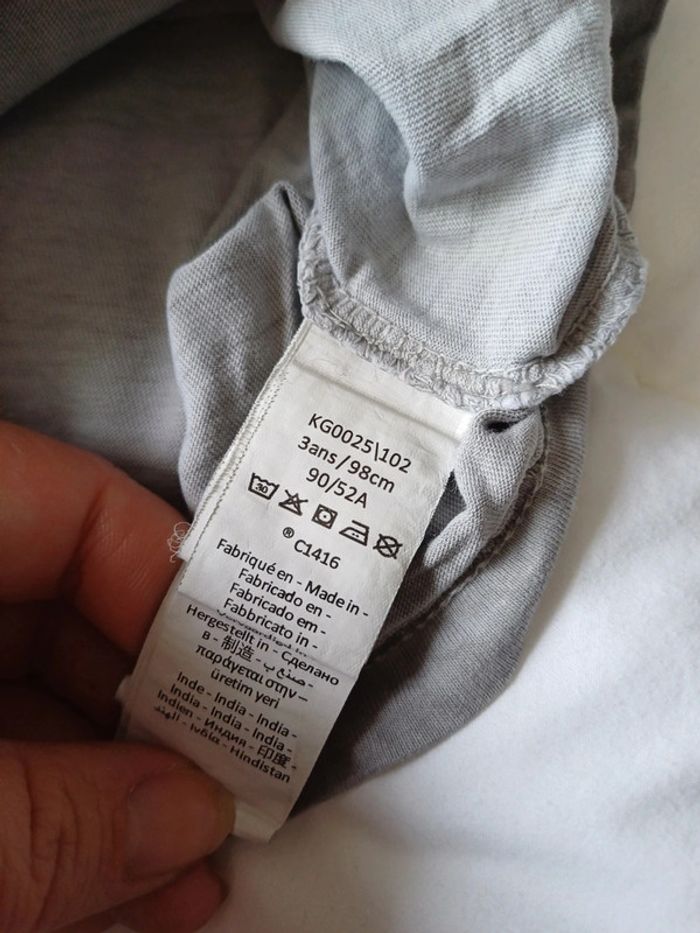 T-shirt gris superman 3 ans - photo numéro 2