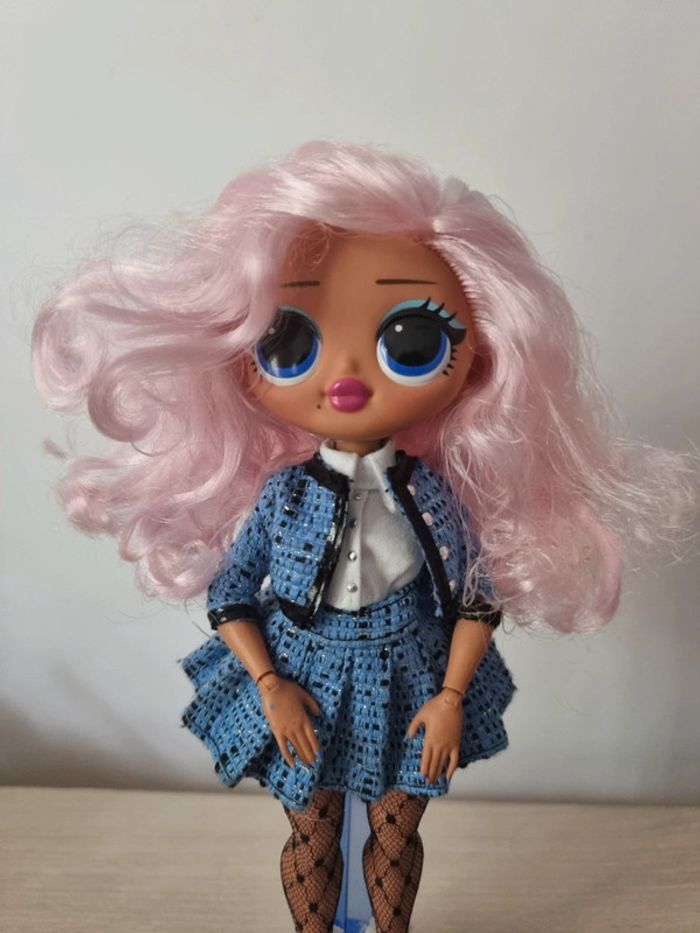 Poupée L.O.L Surprise OMG - Uptown Girl - photo numéro 2