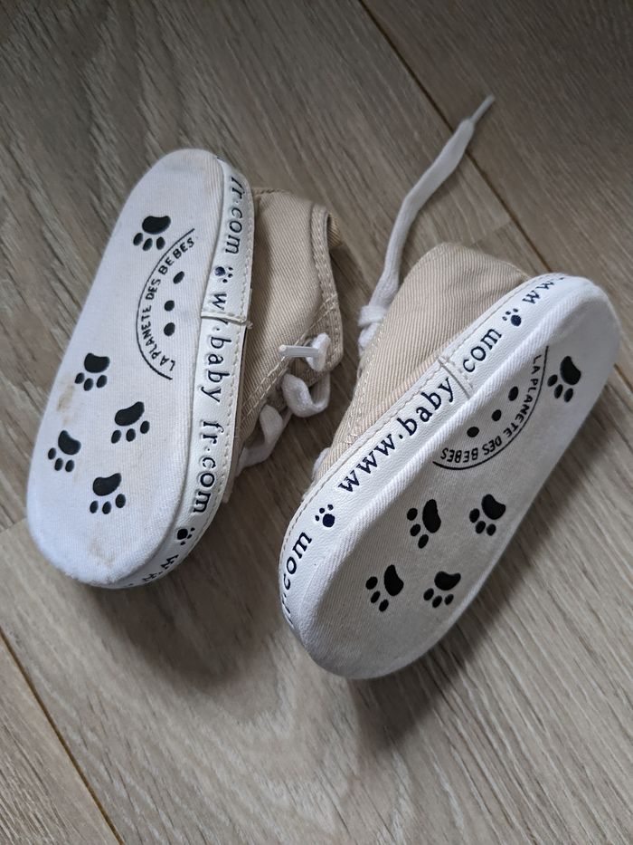 Divers chaussures bébé - photo numéro 3