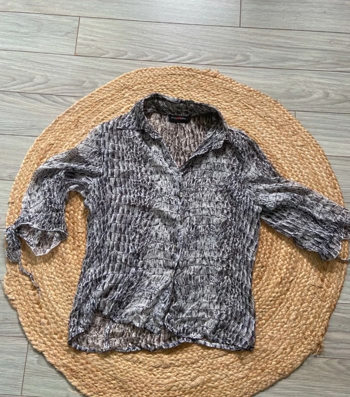 🤍Petit chemisier chemise en soie matière transparente Taille M 🤍