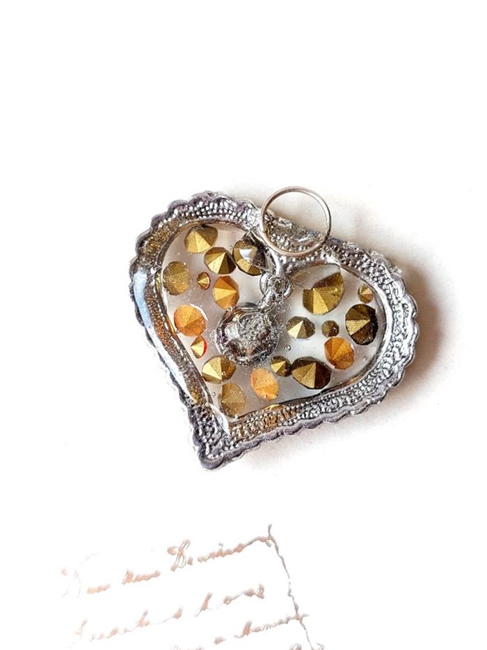 Magnifique pendentif cœur avec strass multicolore - photo numéro 4