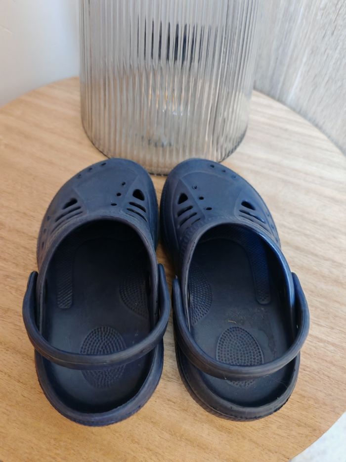 Chaussure enfant style crocs neuve pointure 24 - photo numéro 5