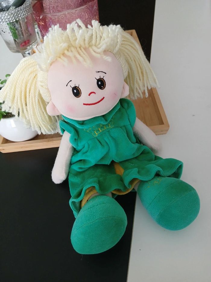 Peluche Poupée princesse 🌿💝 - photo numéro 4