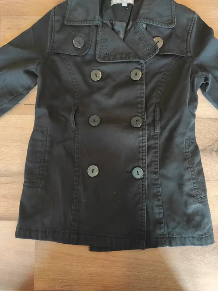Veste vynil fraise 4 ans - photo numéro 3