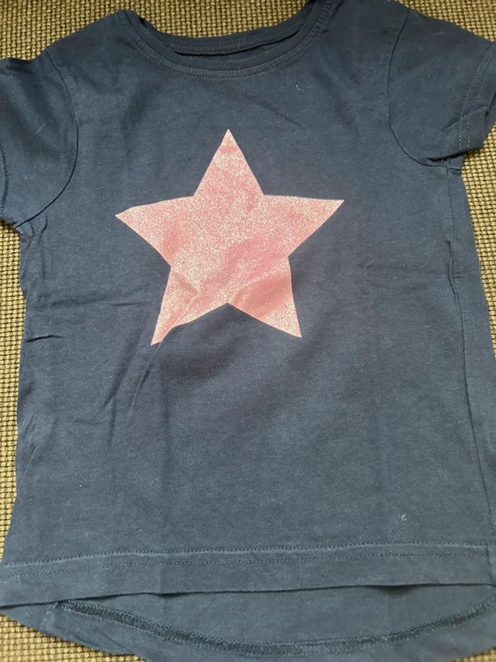 TEE shirt primark 2/3 ans