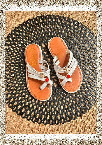 Sandales blanche perle