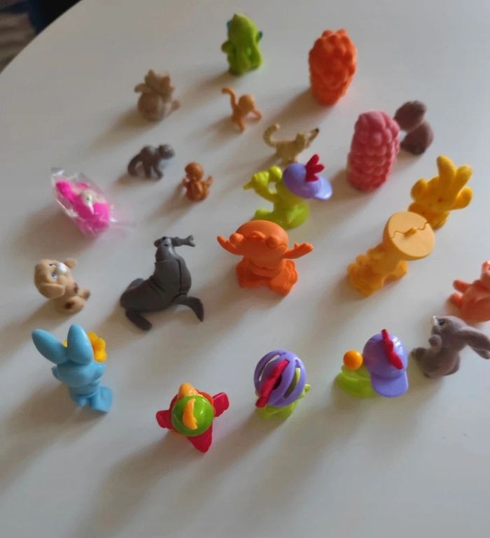 Lot jouet kinder - photo numéro 2